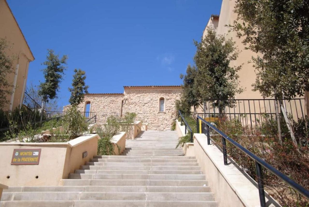Sud Passion - Ferrer Nine - Cosy Avec Balcon Appartement Gardanne Buitenkant foto